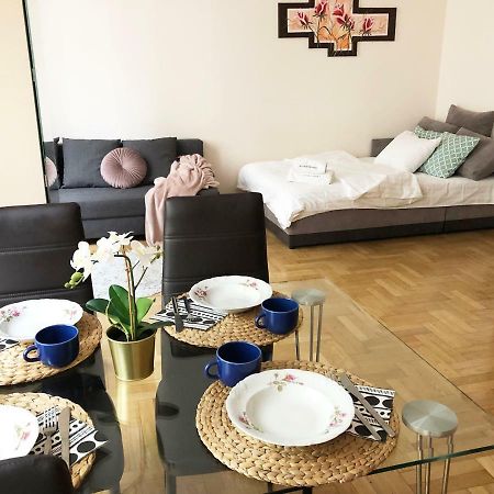 Sienna 93 - Cozy Studio By Homeprime Varsovia Exterior foto